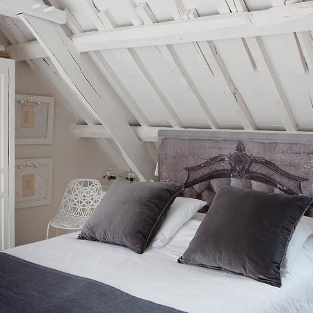 La Maison Des Lamour Plelo Phòng bức ảnh